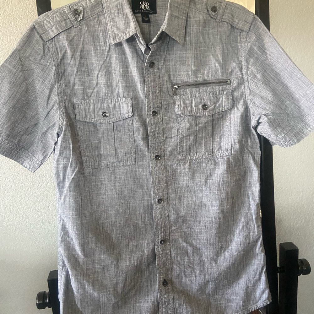 Rock & Republic Men's Light Gray Button Down Shirt